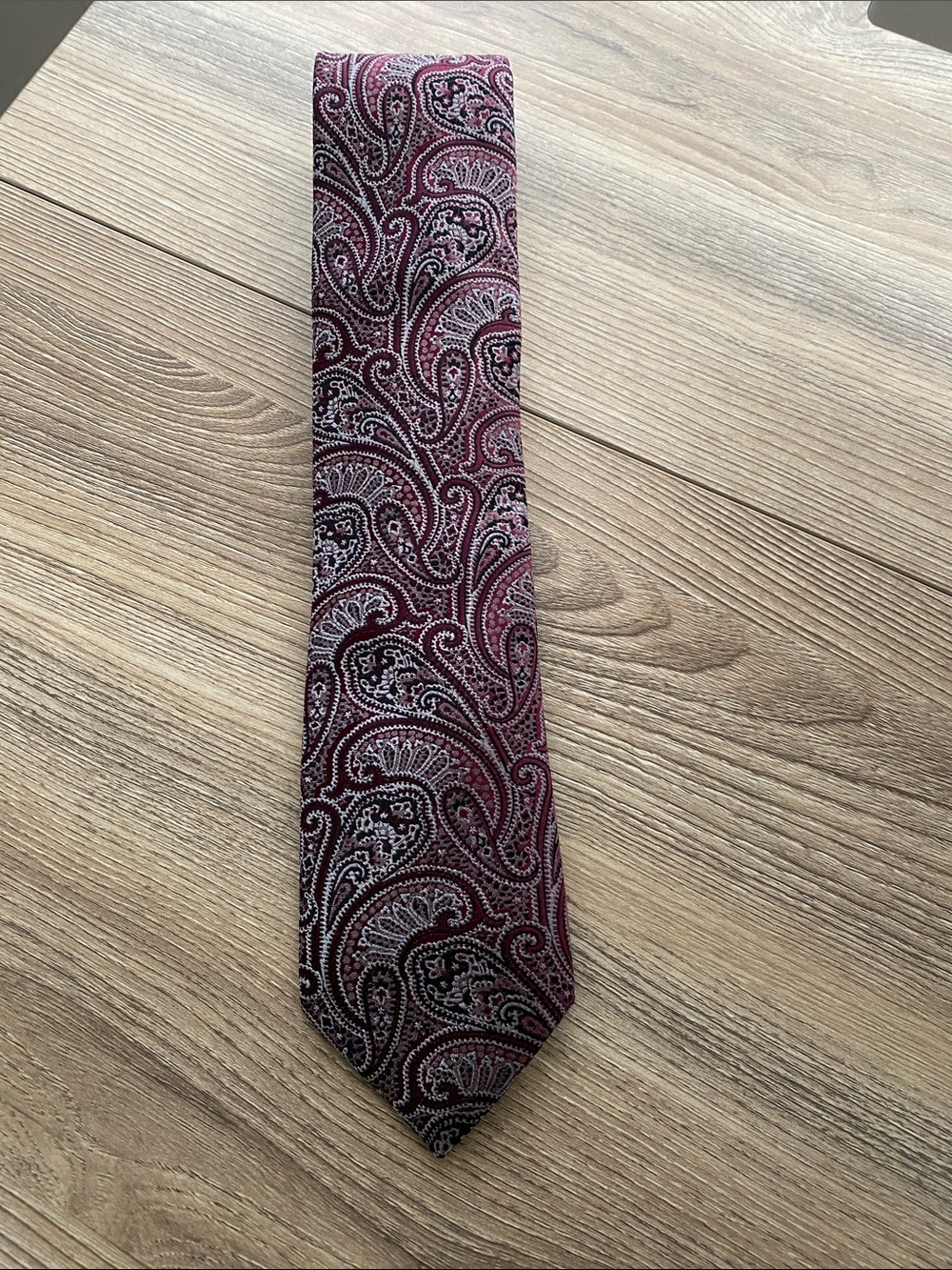 NWT Joseph Abboud Burgundy Paisley Silk Tie